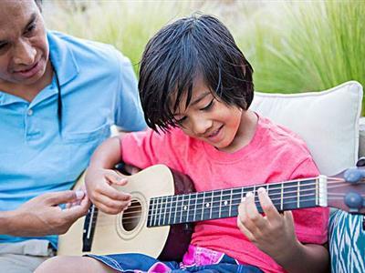 三亚吉他家教价格多少钱一小时？收费标准？